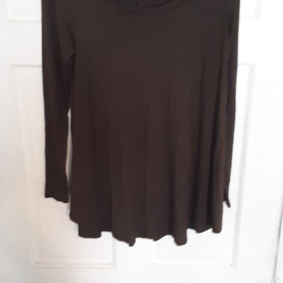 Isaac Liev  Women's Long Sleeve Swing Tunic Top - Picture 6 of 9